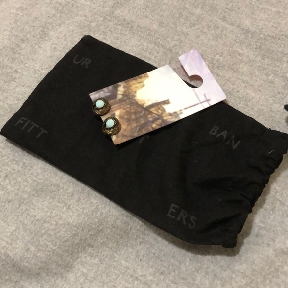 NWT Urban Outfitters Earrings - Picture 2 of 3
